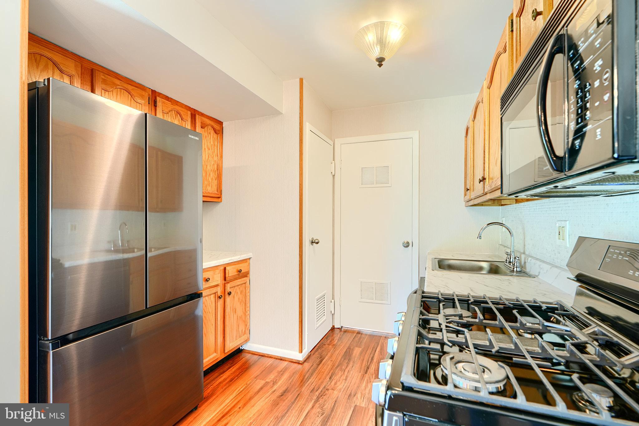 9215 Bridle Path Ln #M