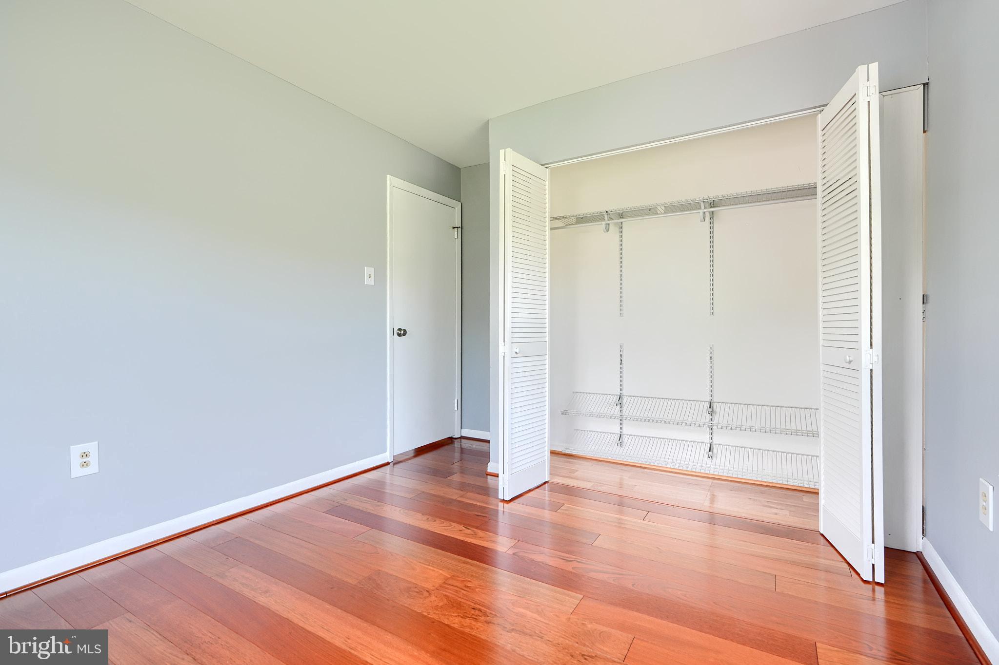 9215 Bridle Path Ln #M