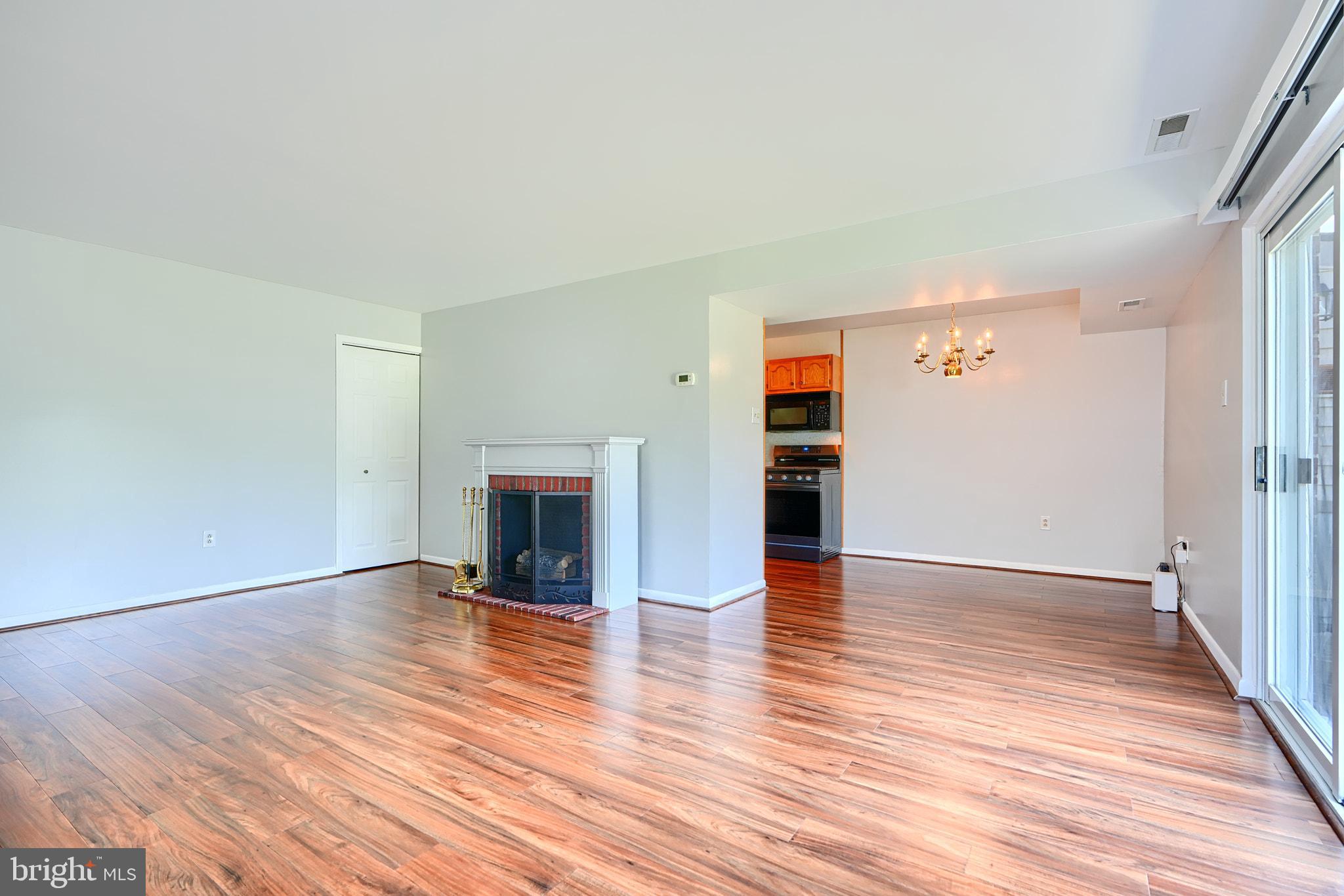 9215 Bridle Path Ln #M