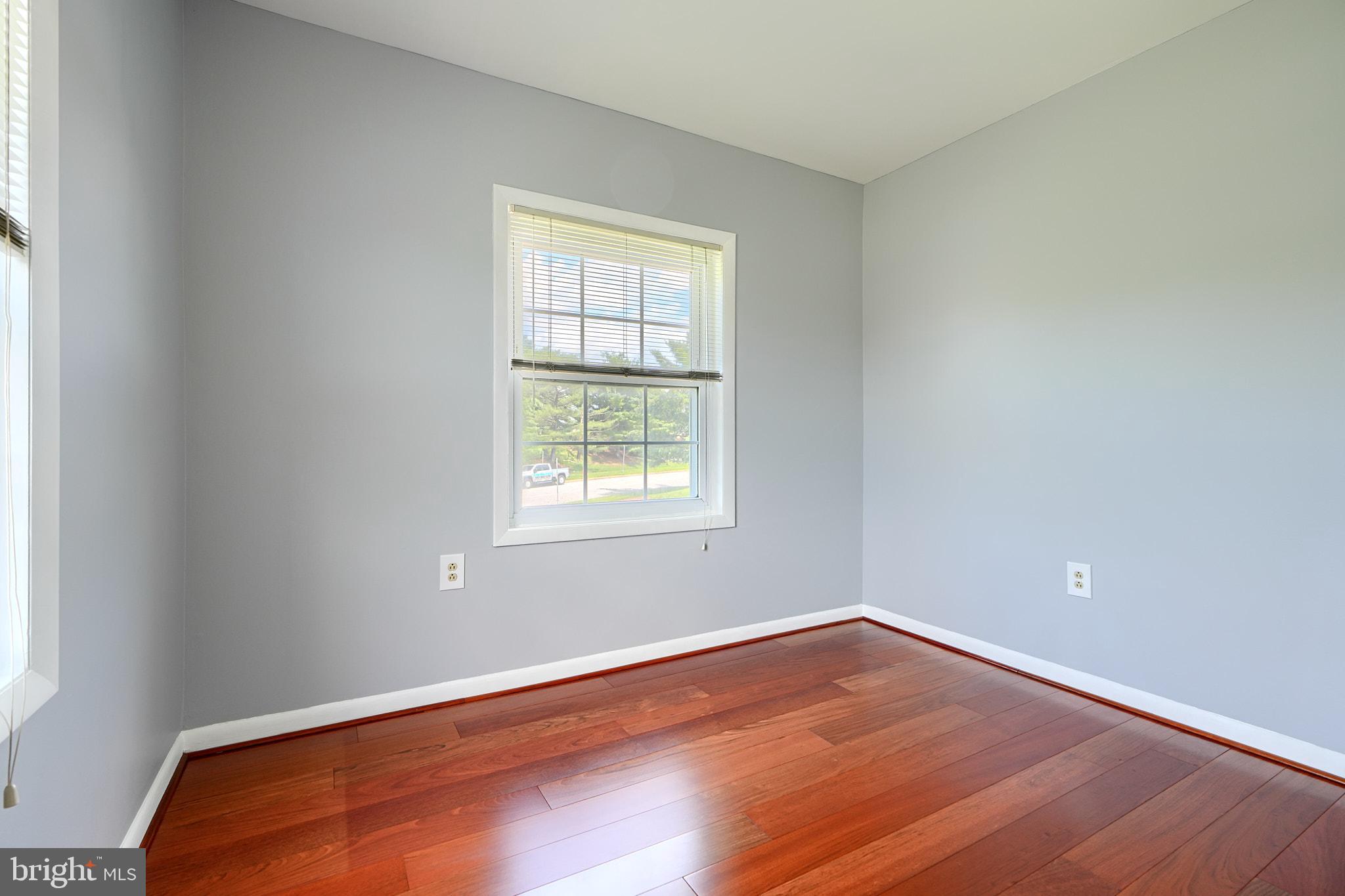 9215 Bridle Path Ln #M