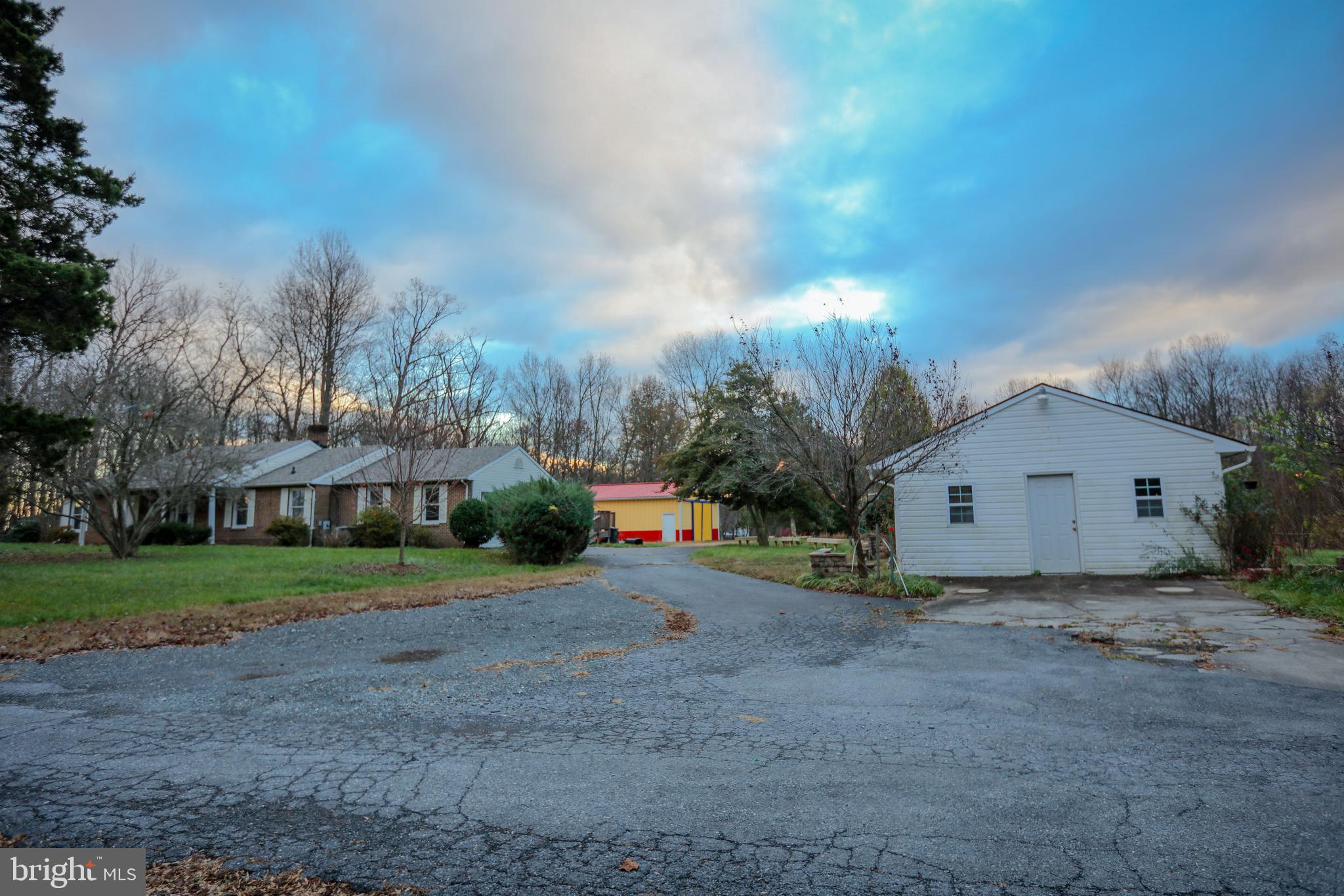 20520 Beallsville Rd