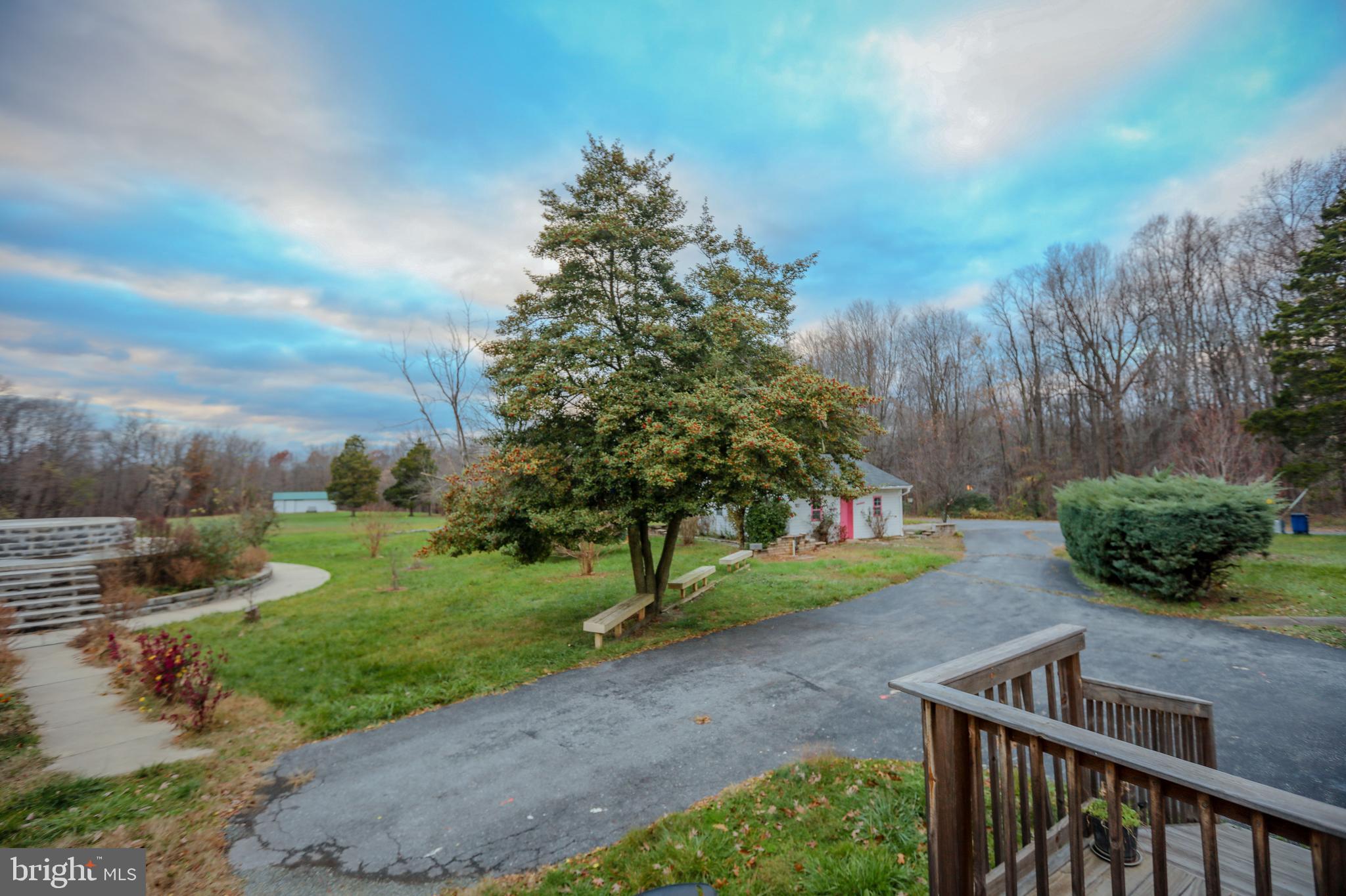 20520 Beallsville Rd