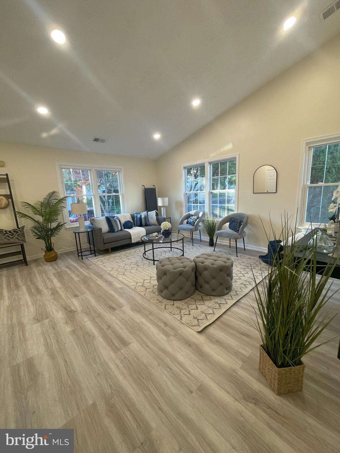 13315 Neerwinder Pl