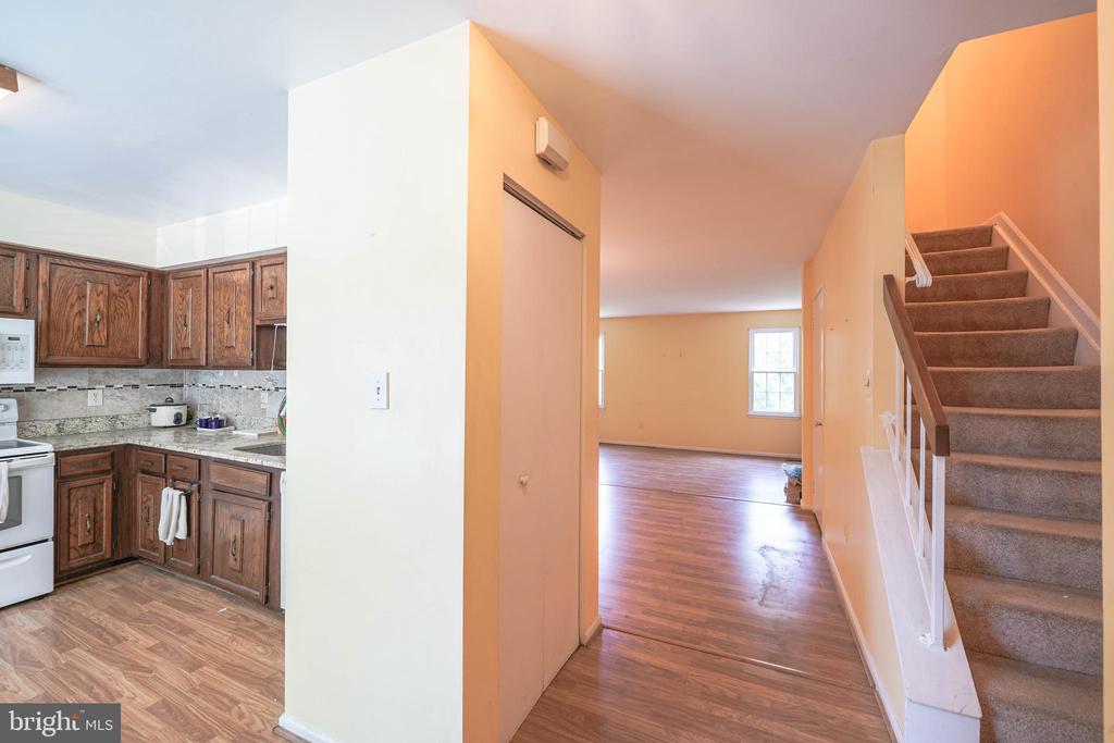 12849 CLIMBING IVY DRIVE