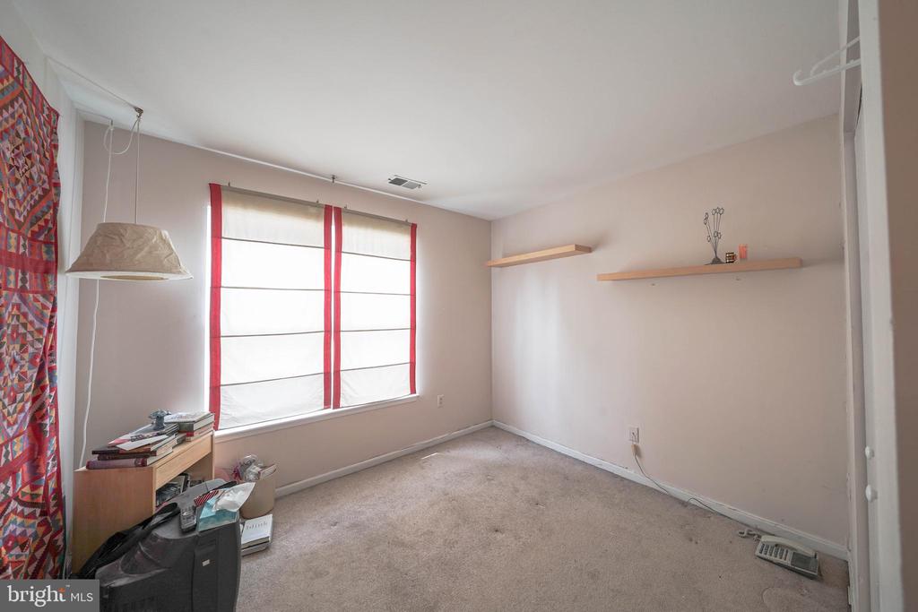 12849 CLIMBING IVY DRIVE