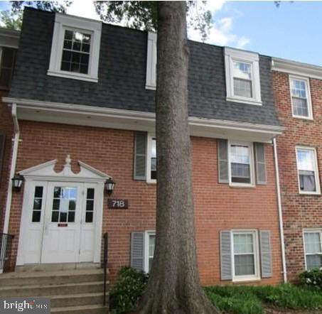 718 QUINCE ORCHARD BOULEVARD 718
