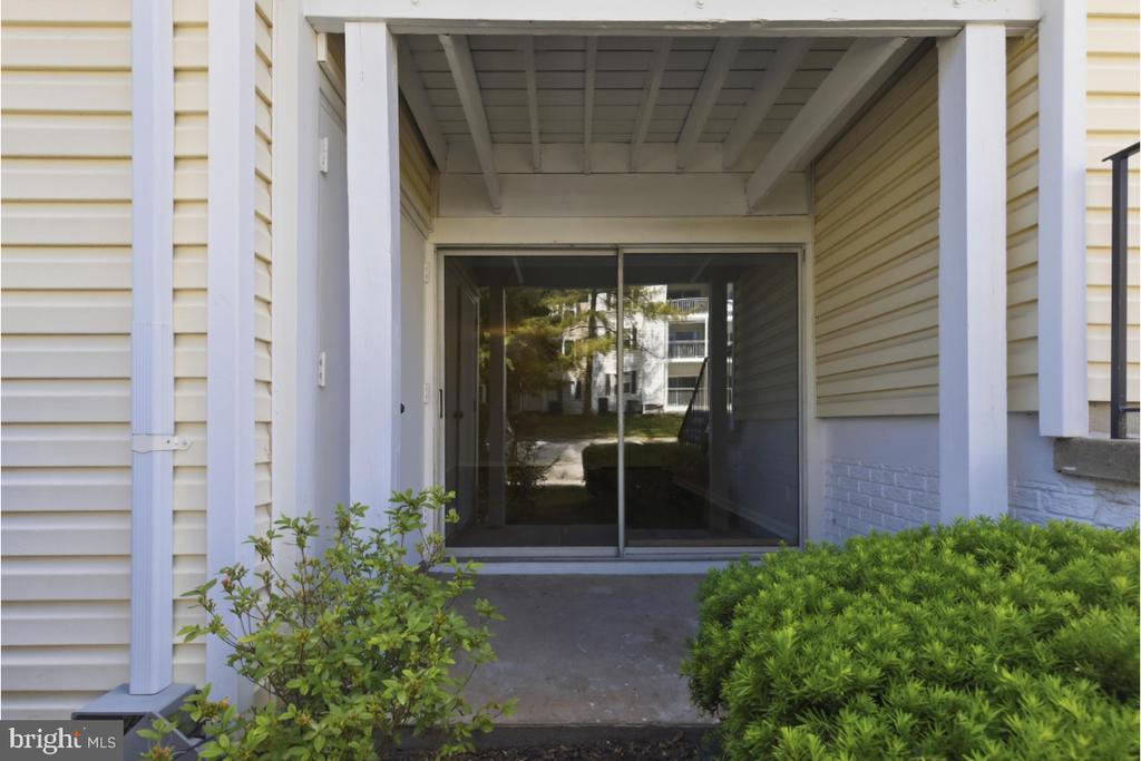 20332 BEACONFIELD TERRACE 101