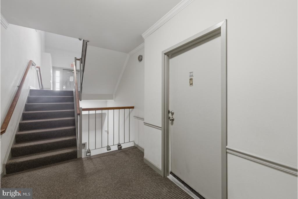 20332 BEACONFIELD TERRACE 101