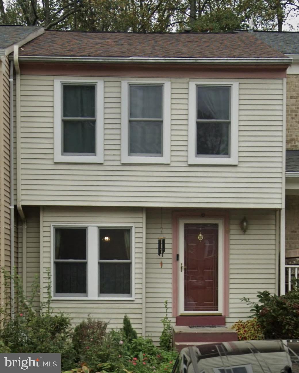 9 LONG GREEN COURT