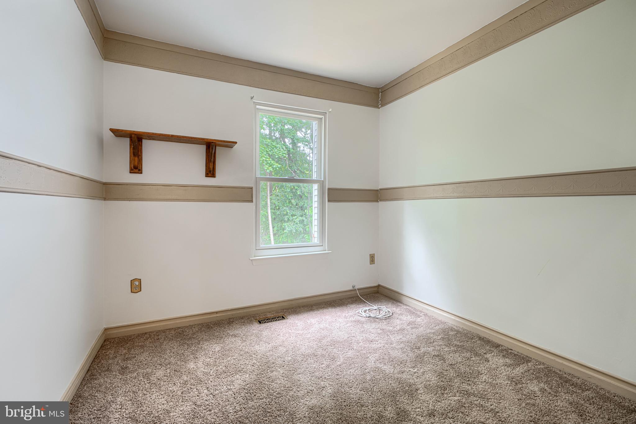 9 LONG GREEN COURT
