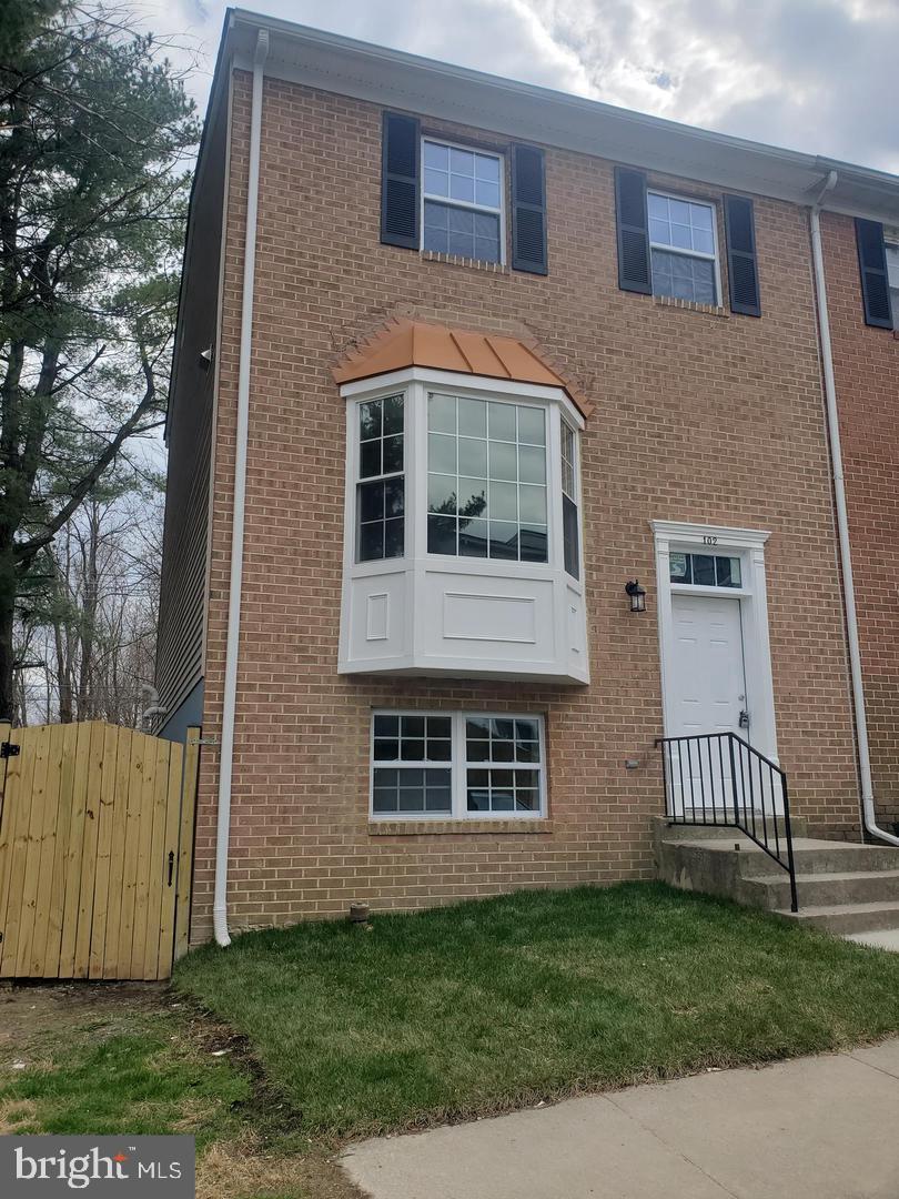 102 GARTH TERRACE