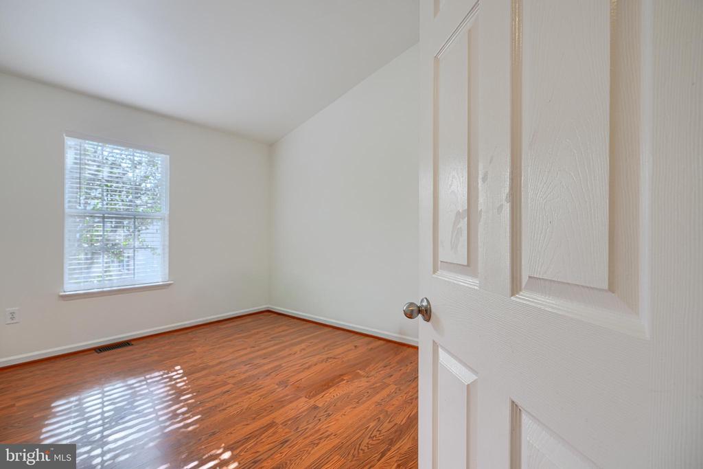 11111 LITTLE FOX LANE
