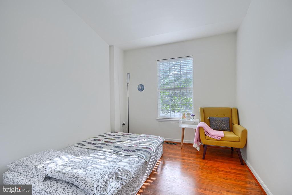 11111 LITTLE FOX LANE