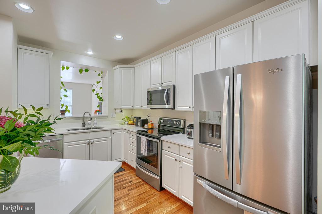 11111 LITTLE FOX LANE