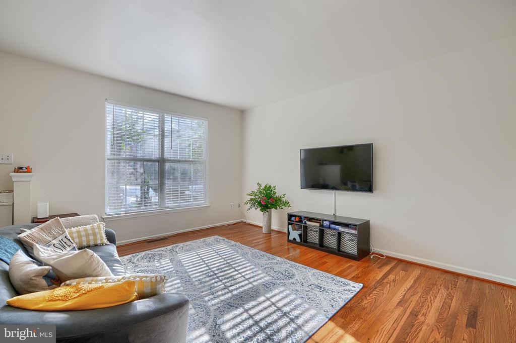 11111 LITTLE FOX LANE