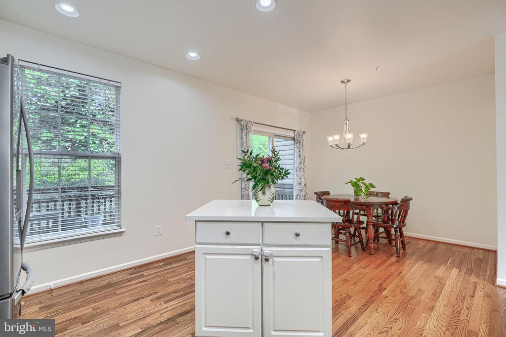 11111 LITTLE FOX LANE