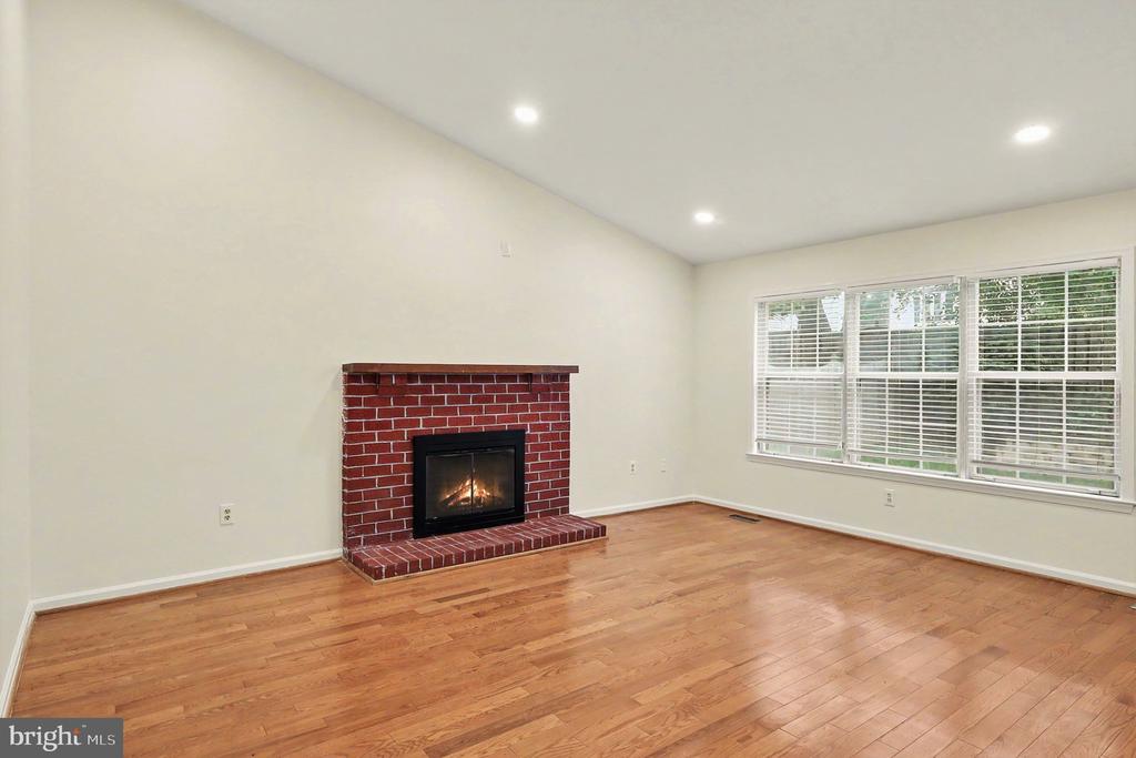 7536 CINNABAR TERRACE