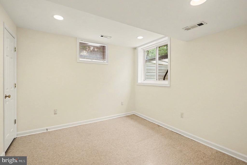 7536 CINNABAR TERRACE