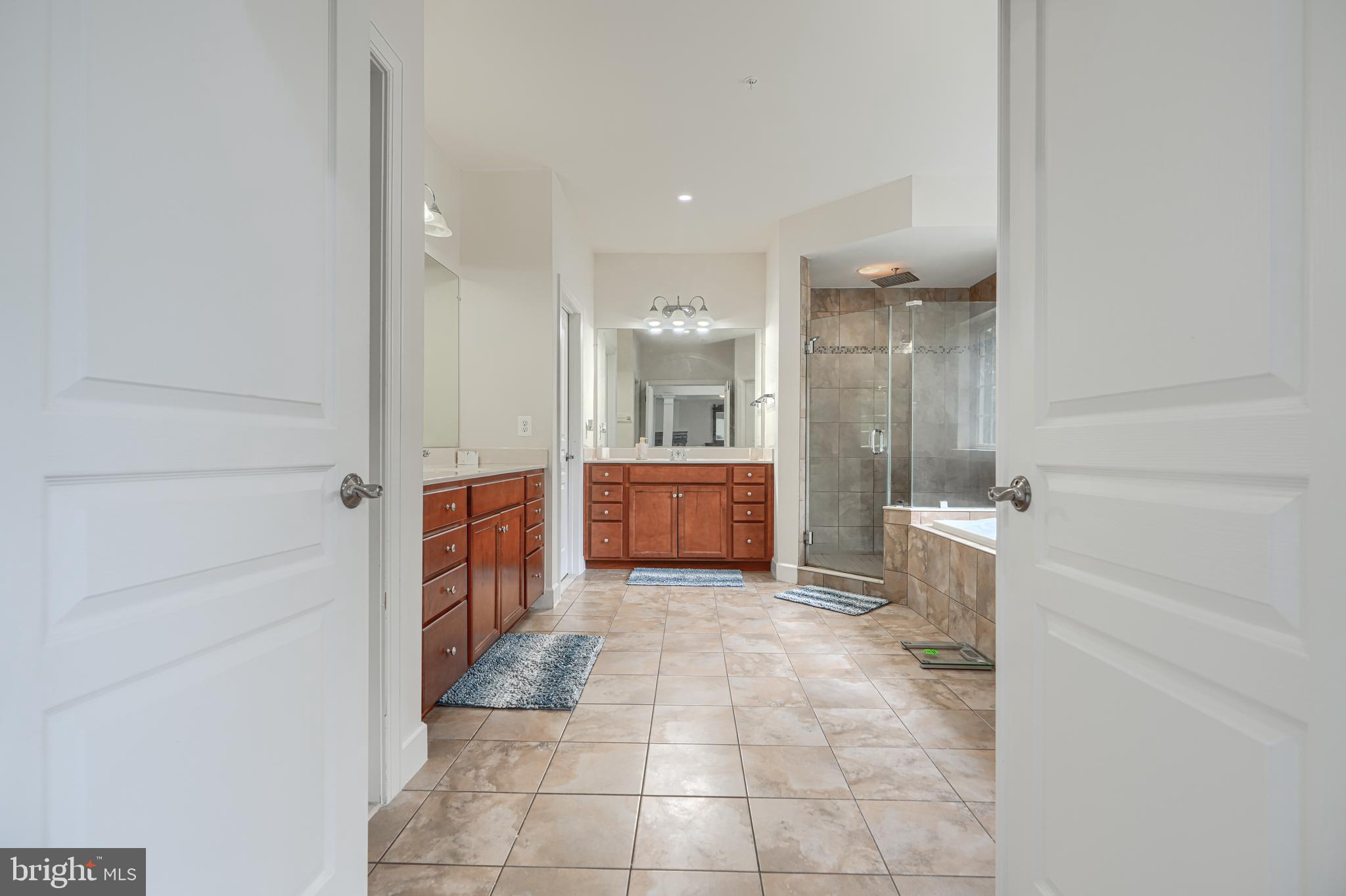 5108 KENNINGTON COURT