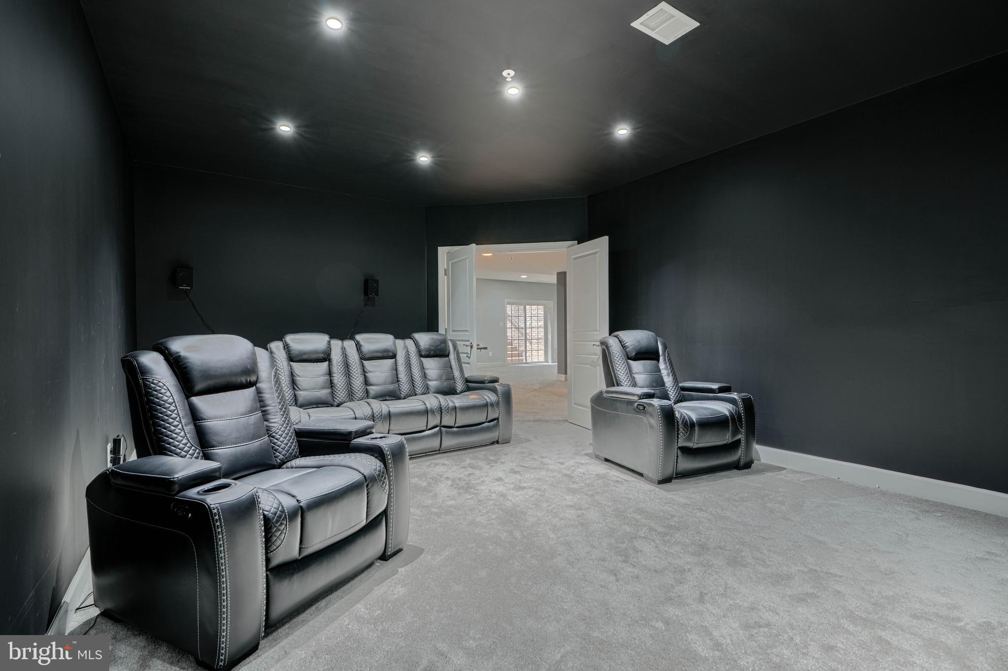5108 KENNINGTON COURT