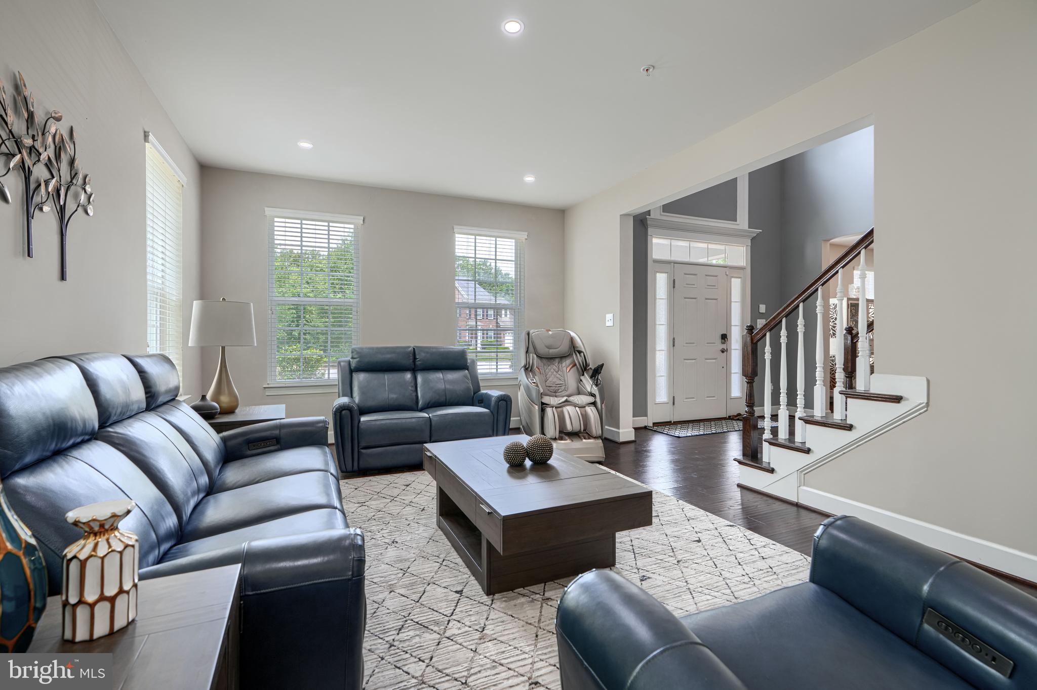 5108 KENNINGTON COURT