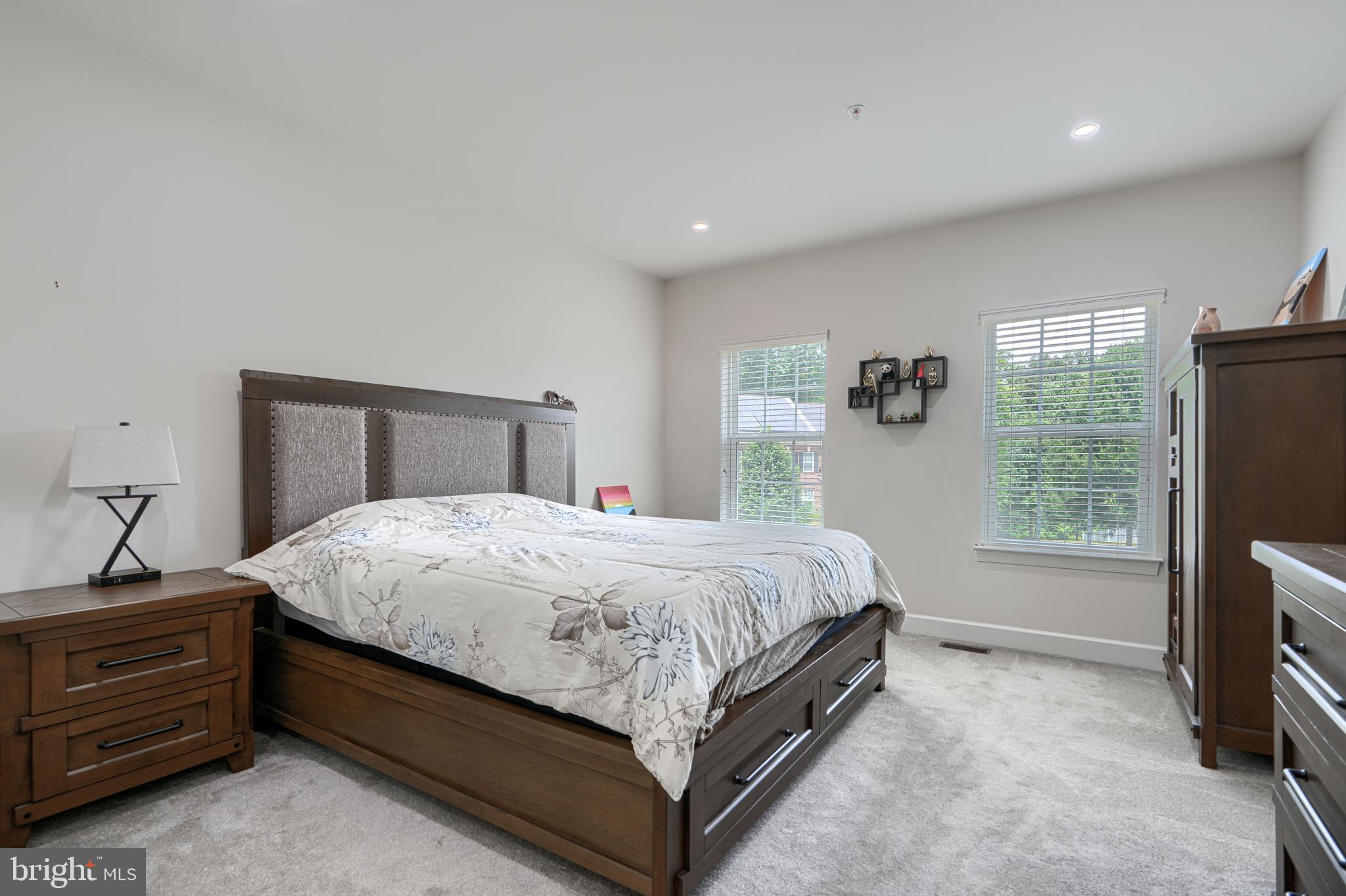 5108 KENNINGTON COURT