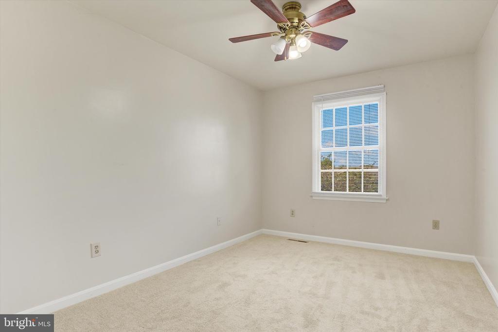2251 Canterbury Dr