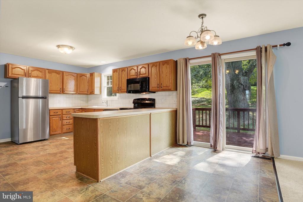 2251 Canterbury Dr