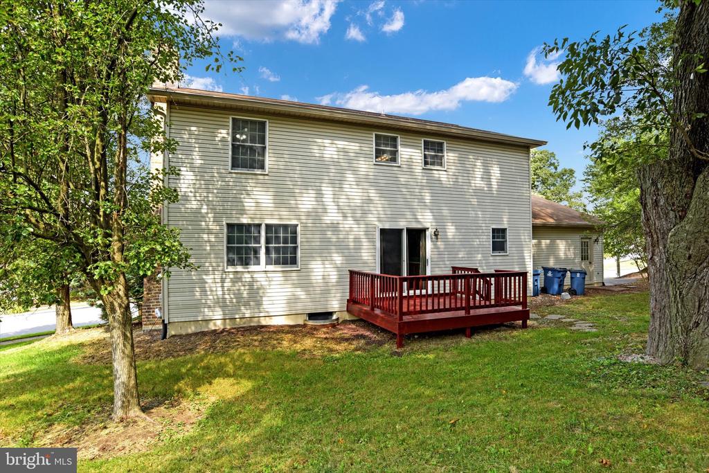 2251 Canterbury Dr