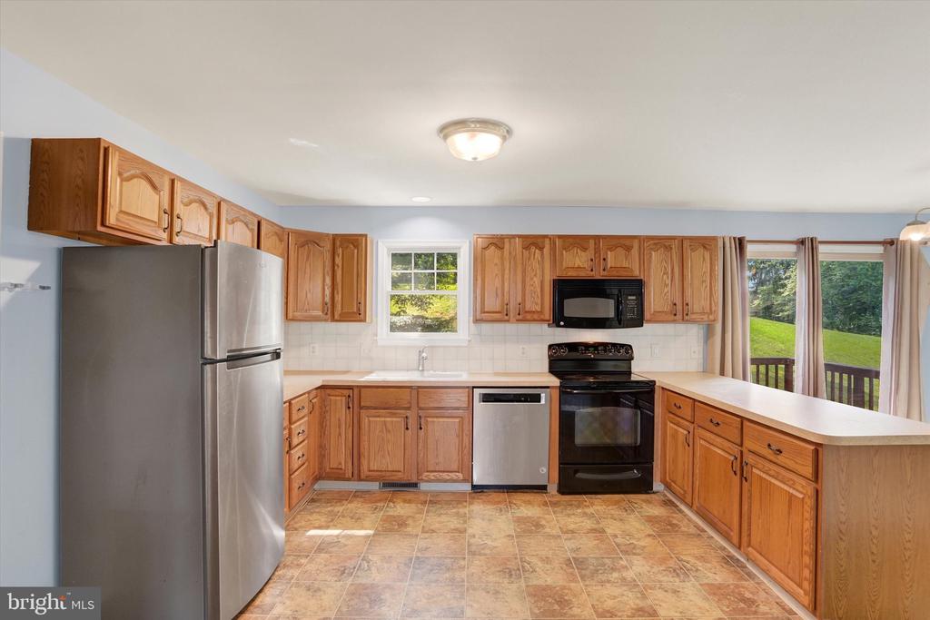 2251 Canterbury Dr