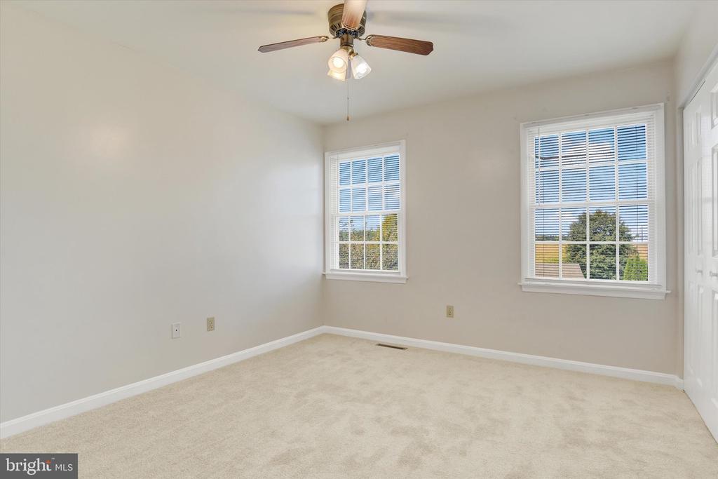 2251 Canterbury Dr