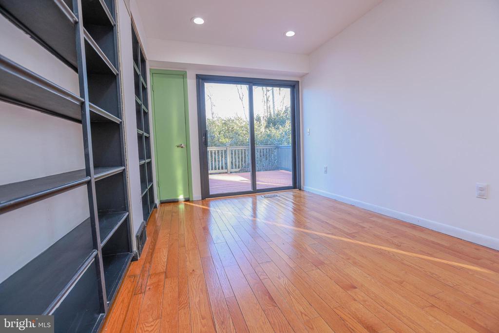 22 Hellam Dr