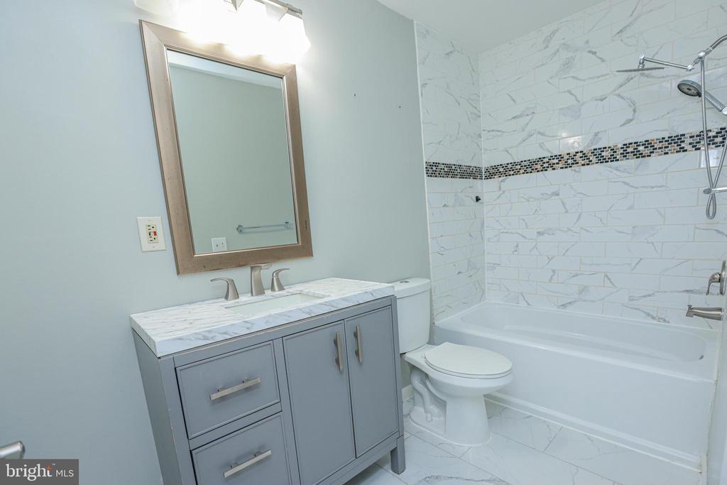 22 Hellam Dr
