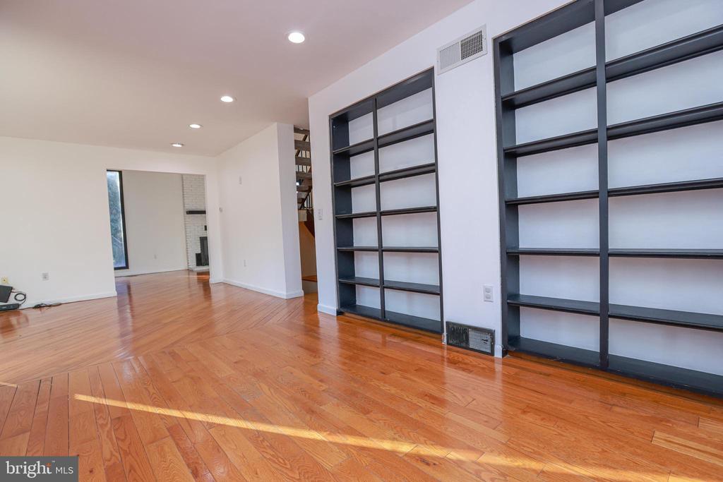 22 Hellam Dr