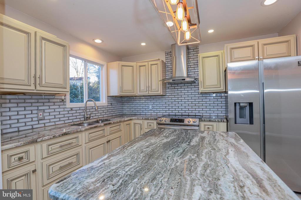 22 Hellam Dr