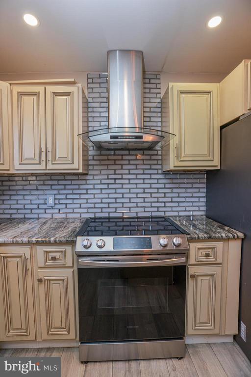 22 Hellam Dr