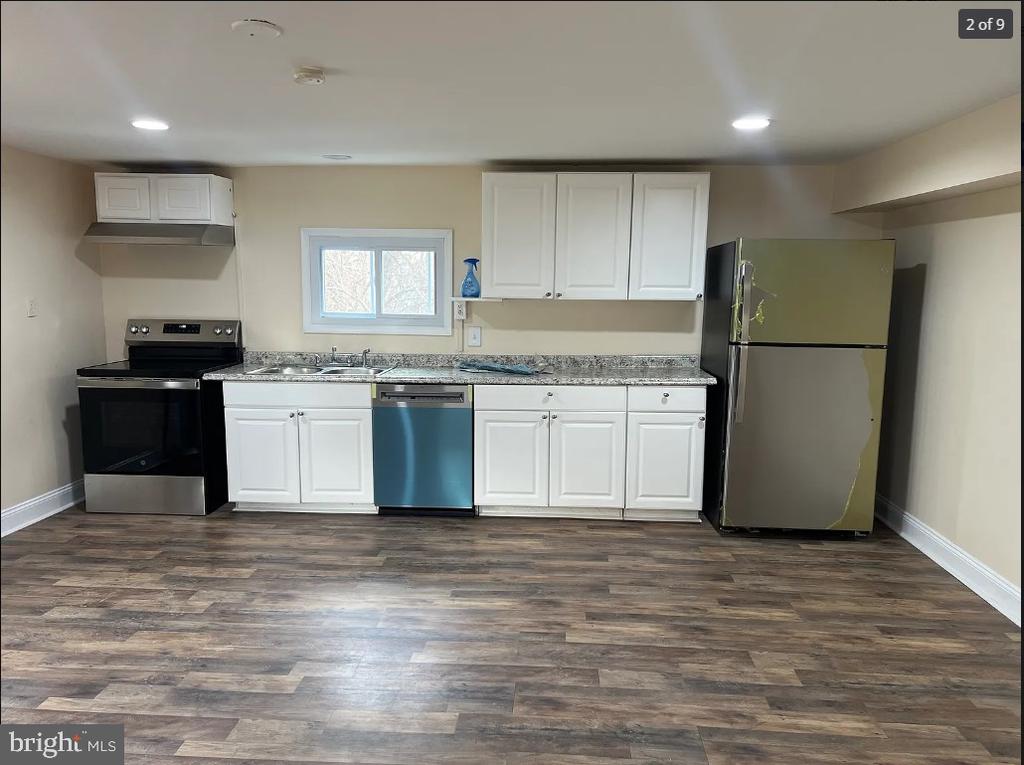 3810 GOLFVIEW DR