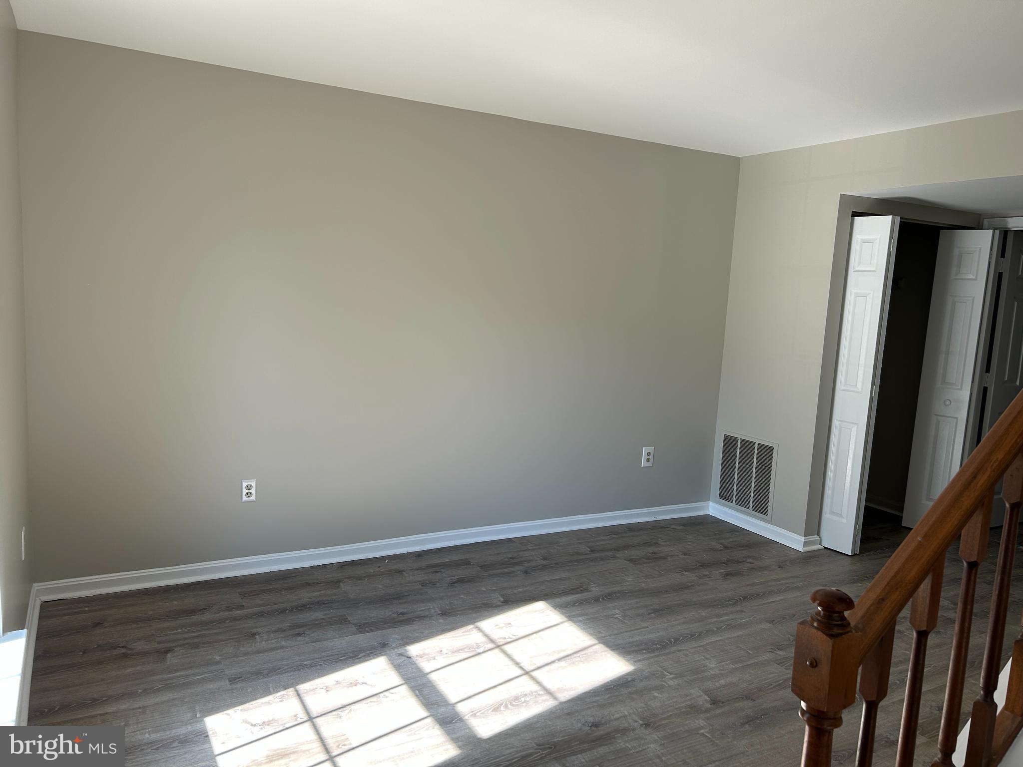 1231 TIMBER VIEW DRIVE