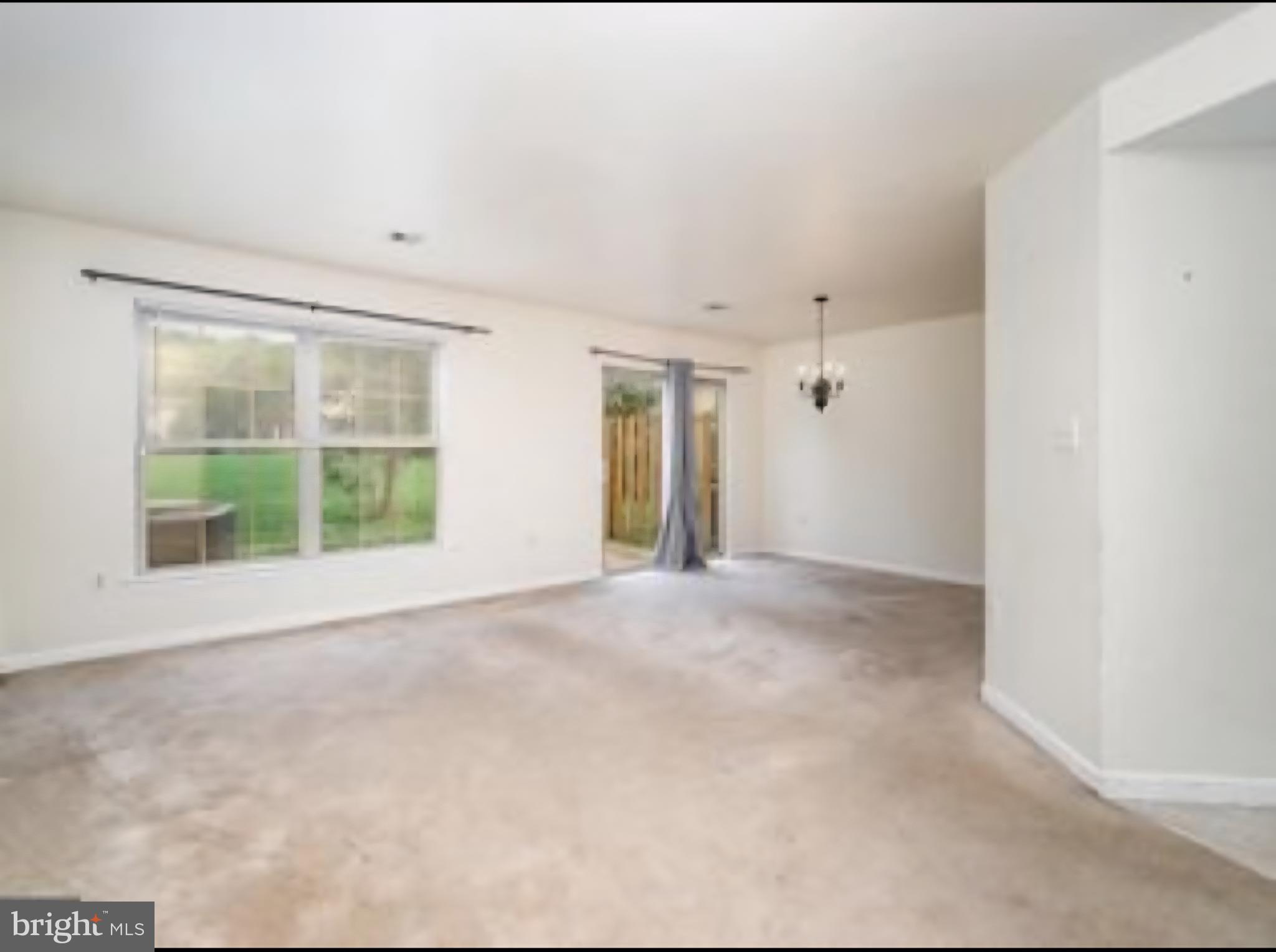 471 STONEHEDGE LANE