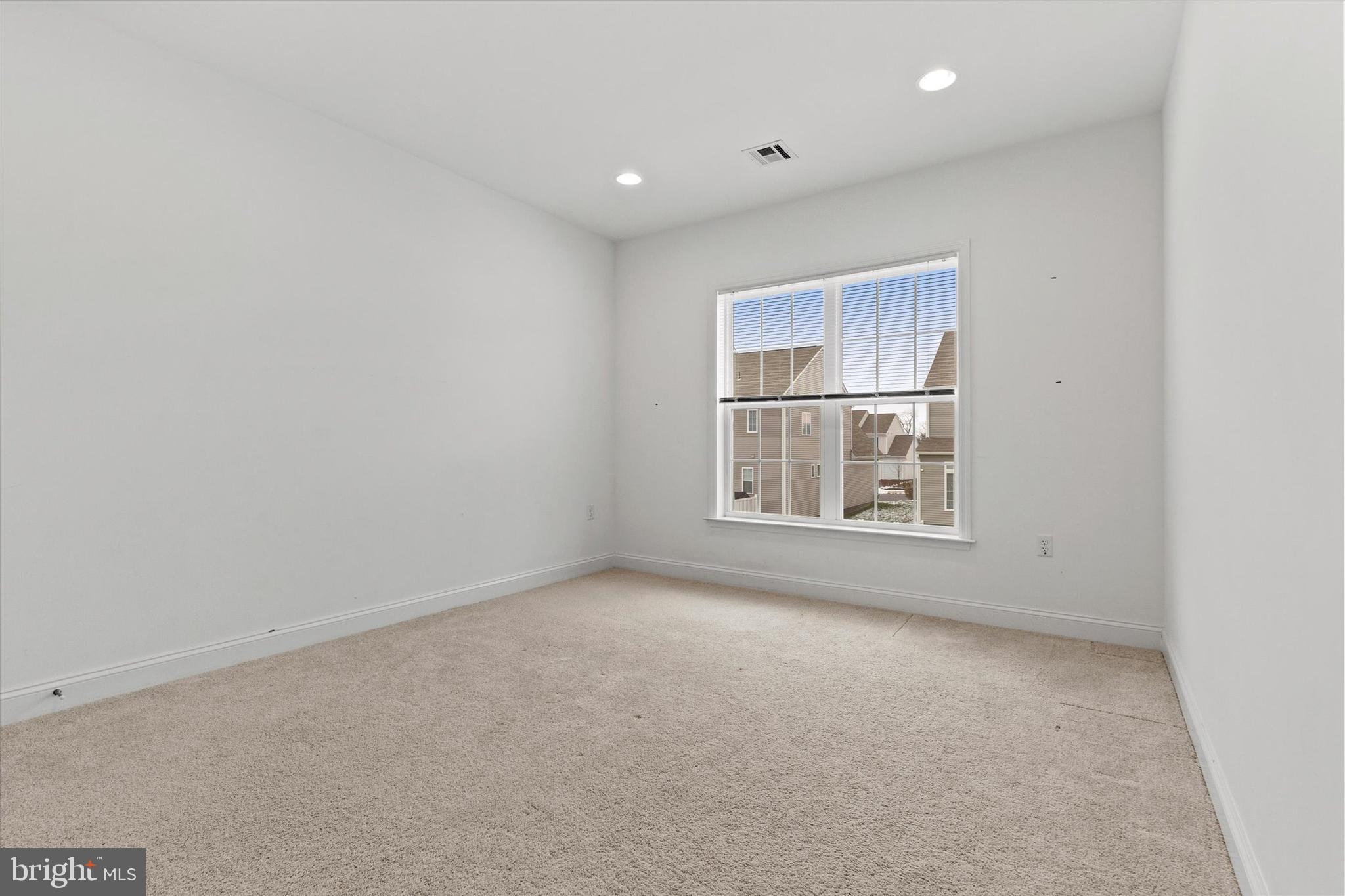 1304 INNOX RD