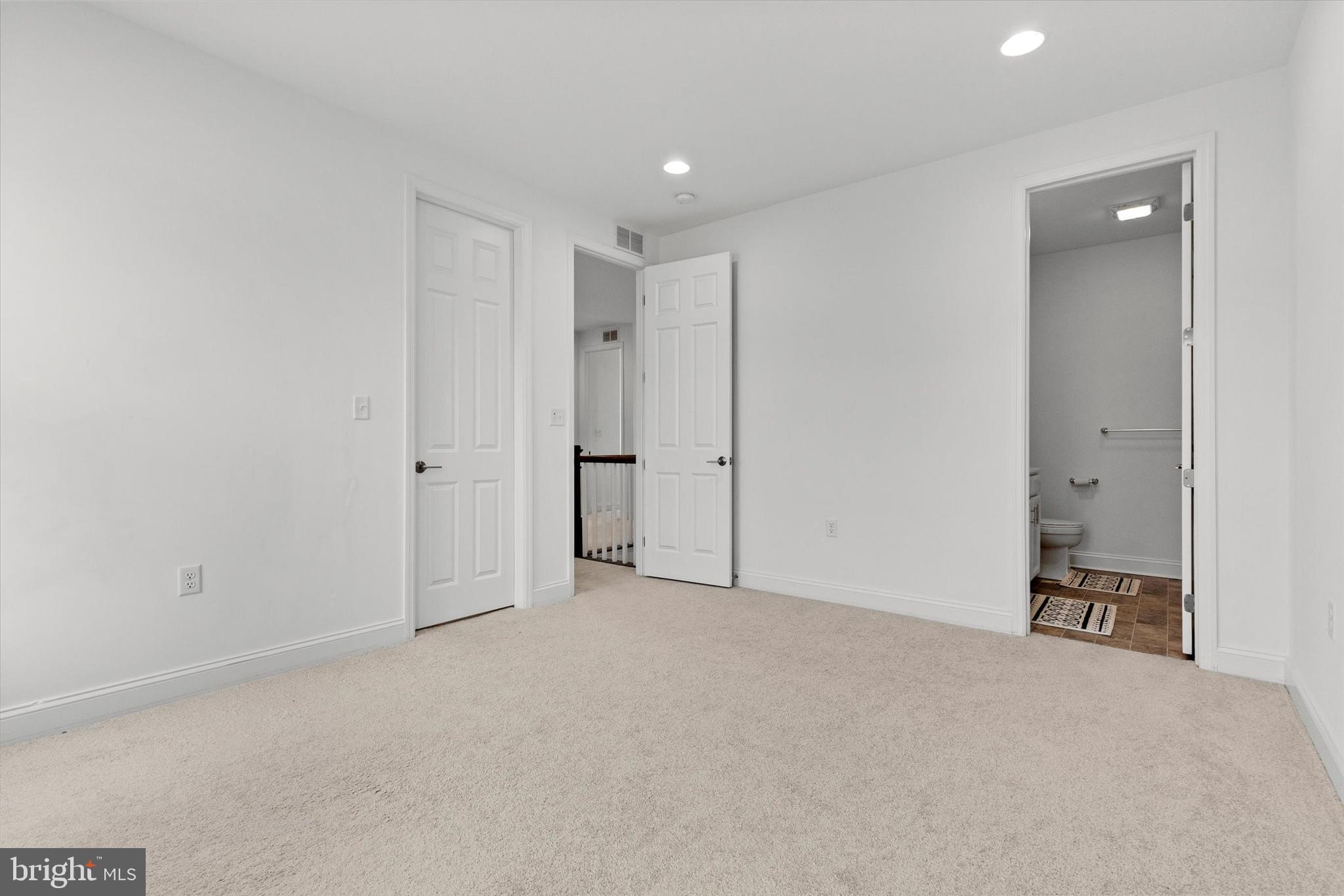 1304 INNOX RD