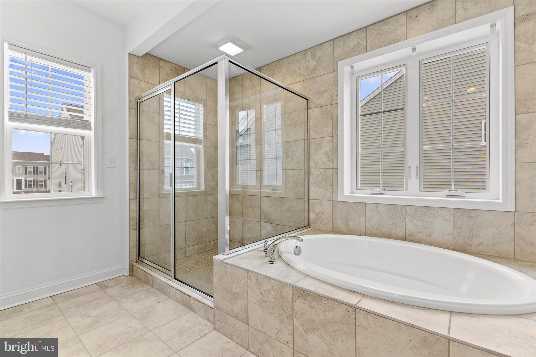 1304 INNOX RD