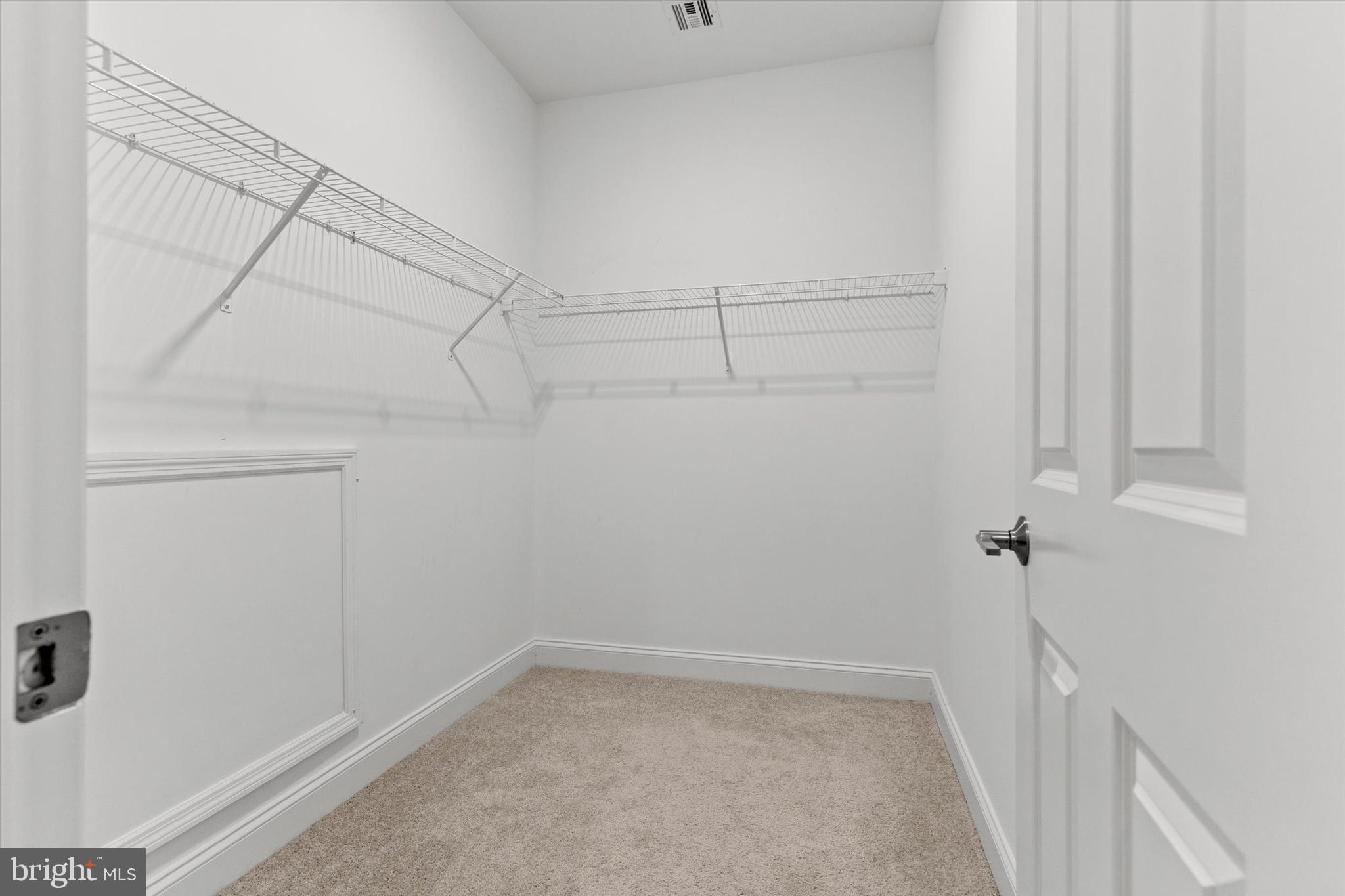 1304 INNOX RD
