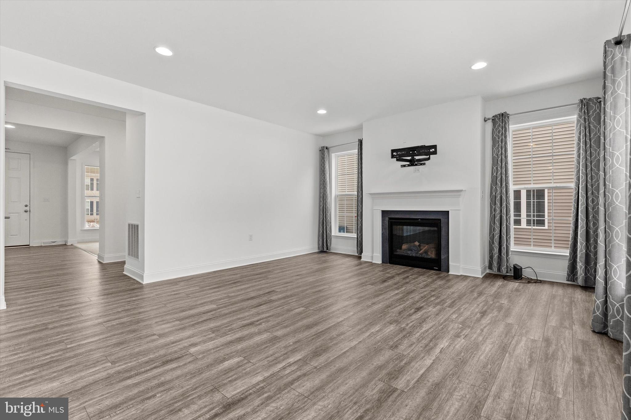 1304 INNOX RD