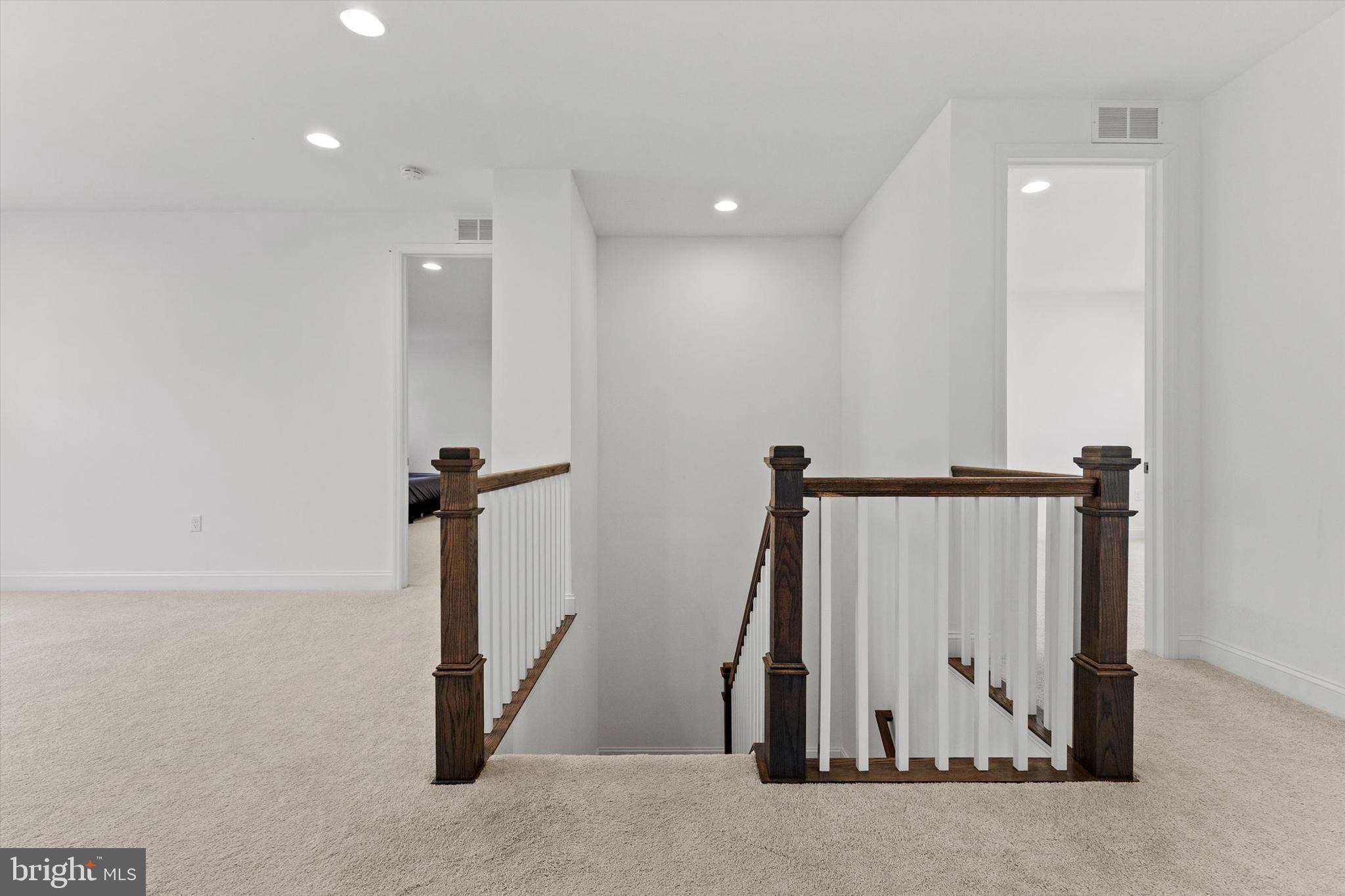1304 INNOX RD