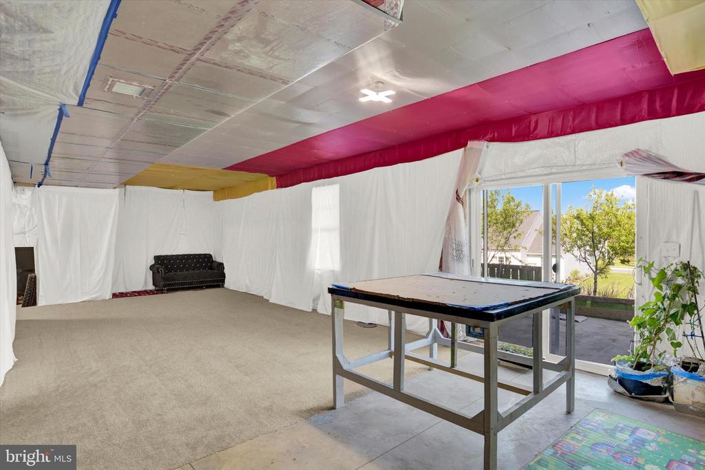 105 S SOUTH MOUNTAIN DRIVE