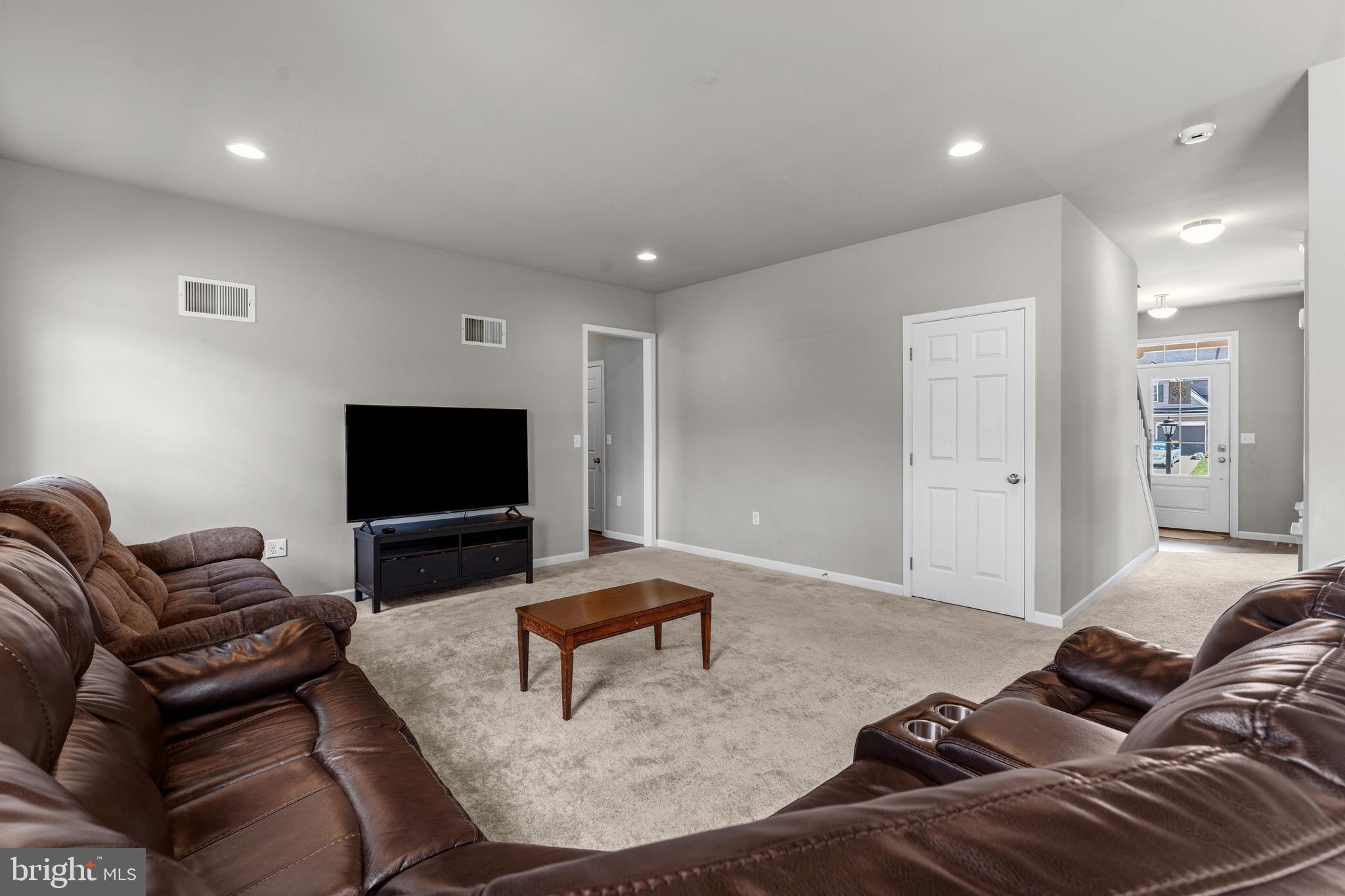 875 ASHFIELD DRIVE