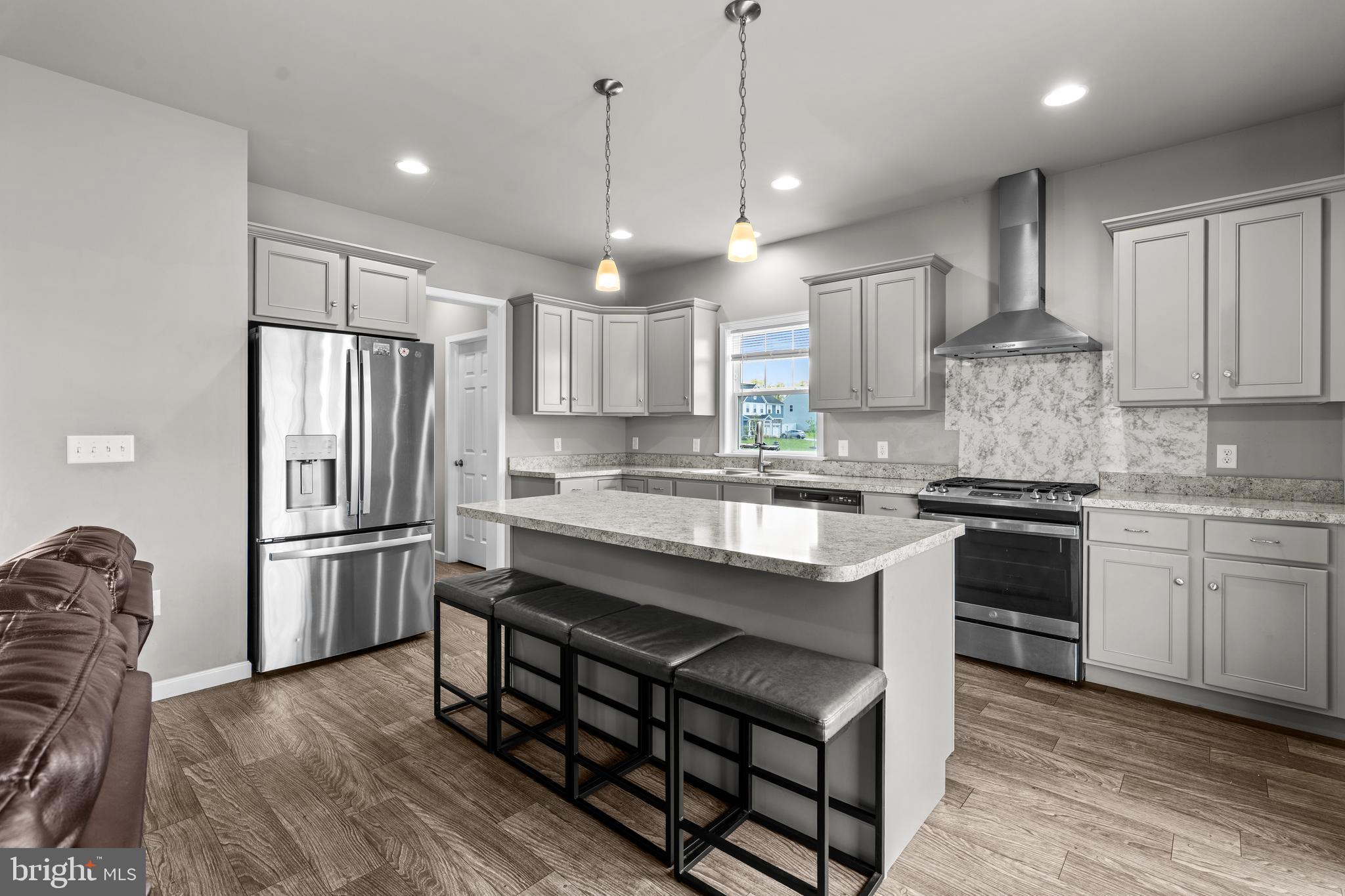 875 ASHFIELD DRIVE