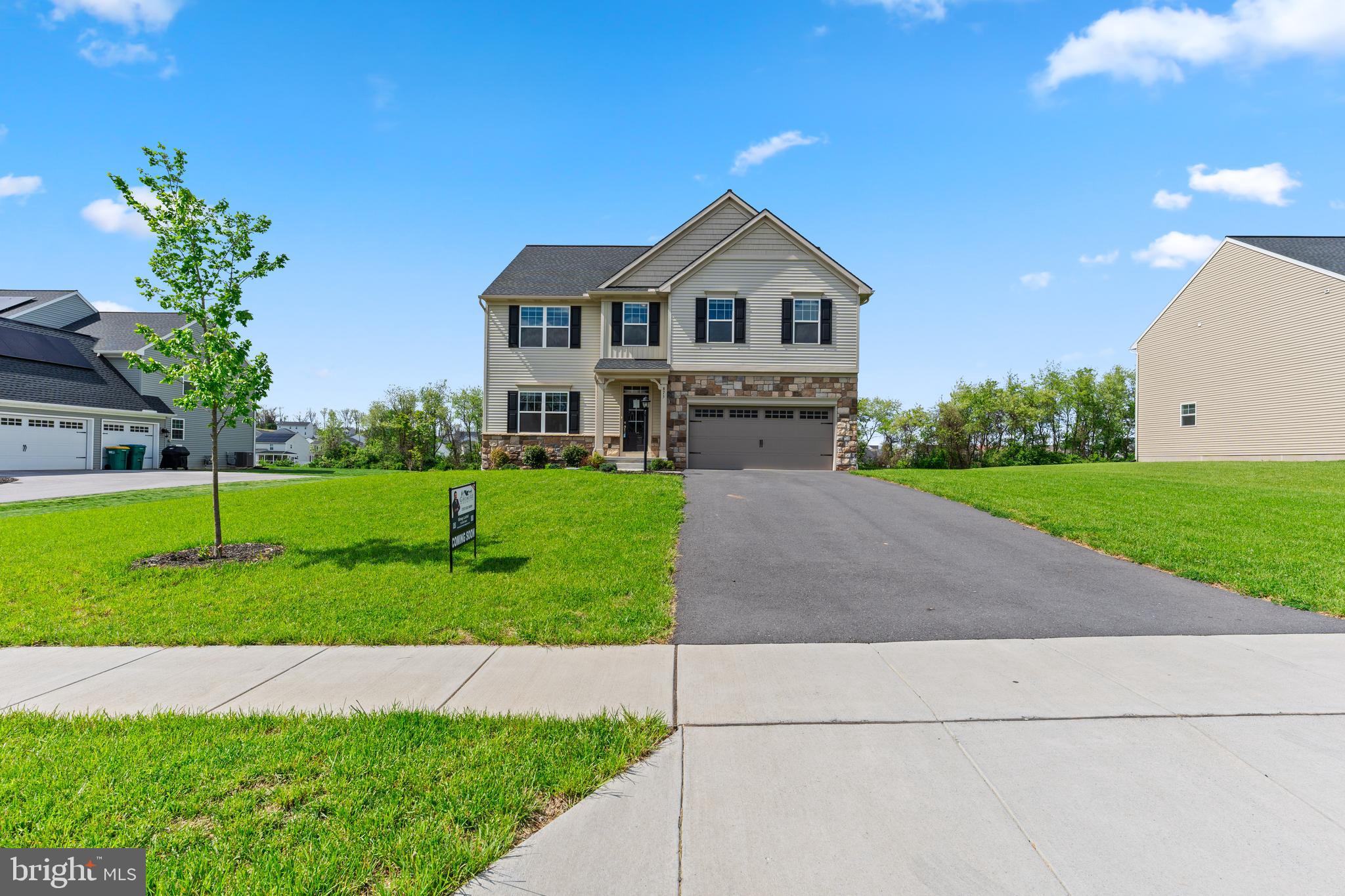 875 ASHFIELD DRIVE