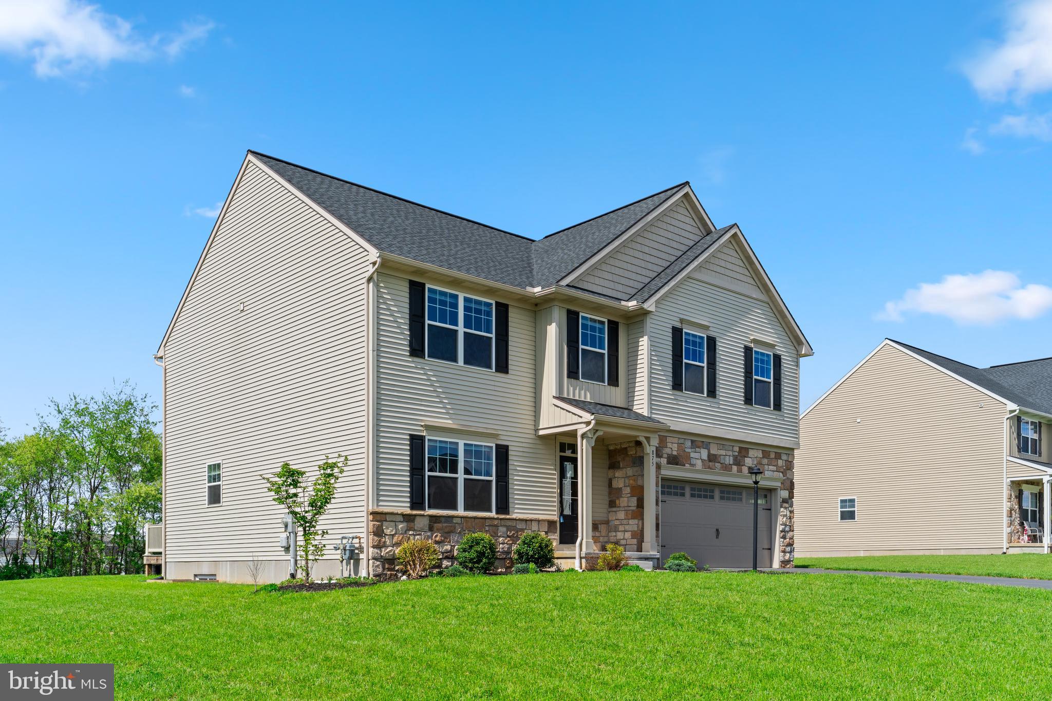 875 ASHFIELD DRIVE